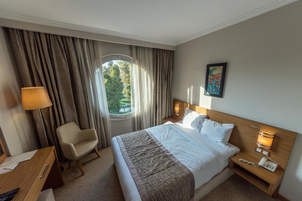 Hotel Almina Park Duzce Eksteriør billede